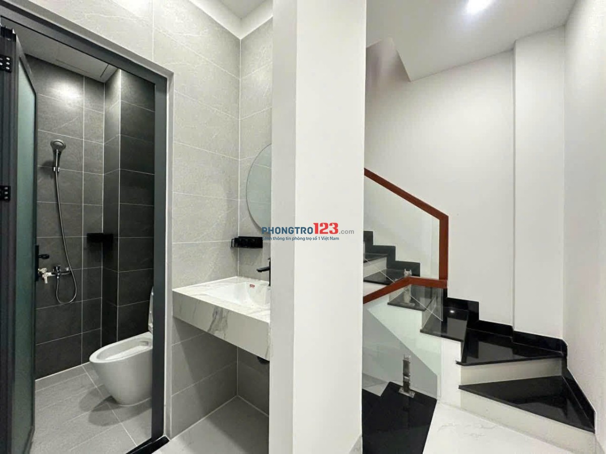 1/Phan Đình Phùng, Phú Nhuận 94m2, 2PN, Sẵn Nội Thất giá 14,5 tr/th
