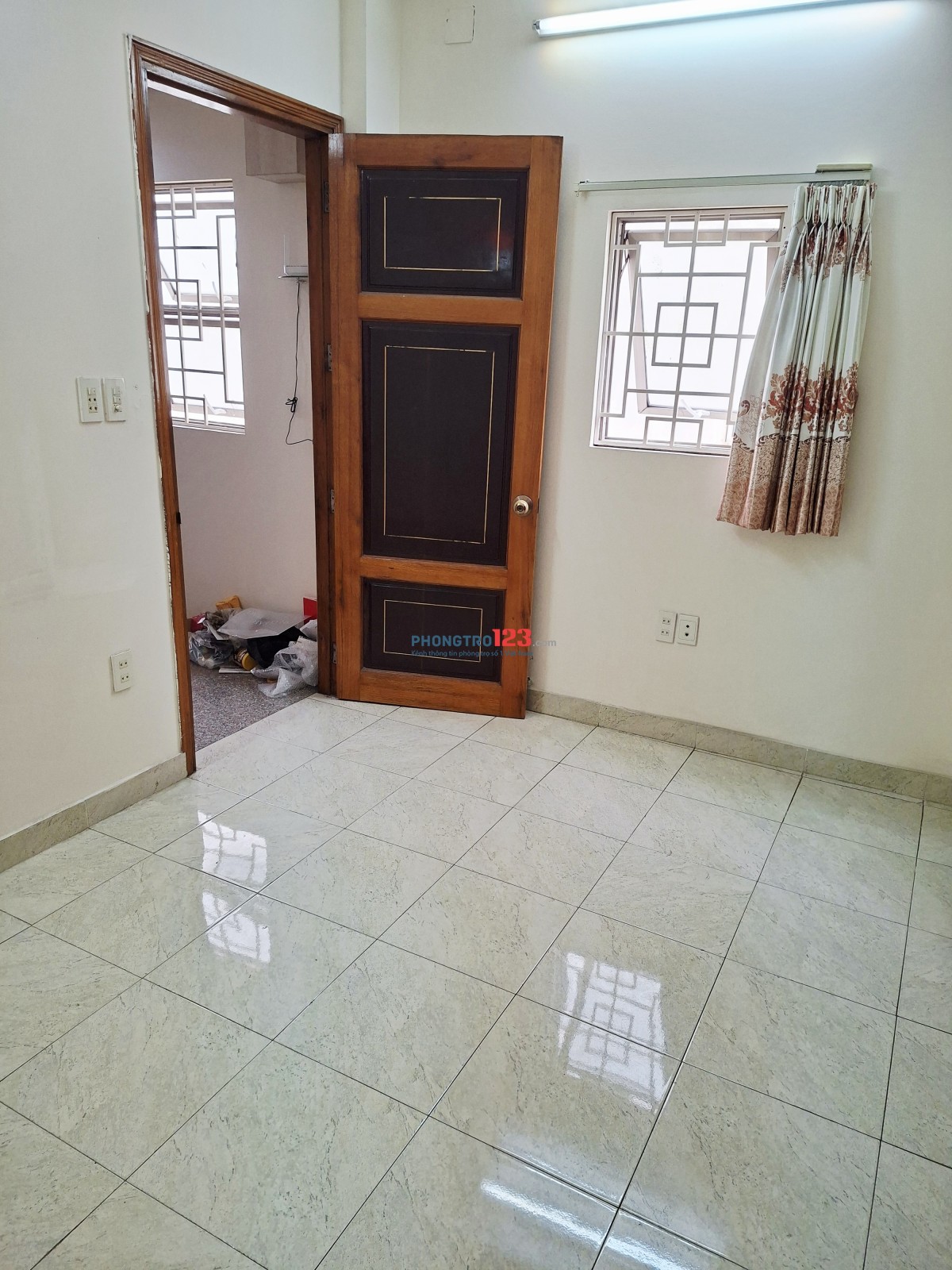 Cho Thuê Phòng Q3, rộng rãi.mới keng.cửa sổ.tolet riêng.kệ bếp nội thất 3tr6