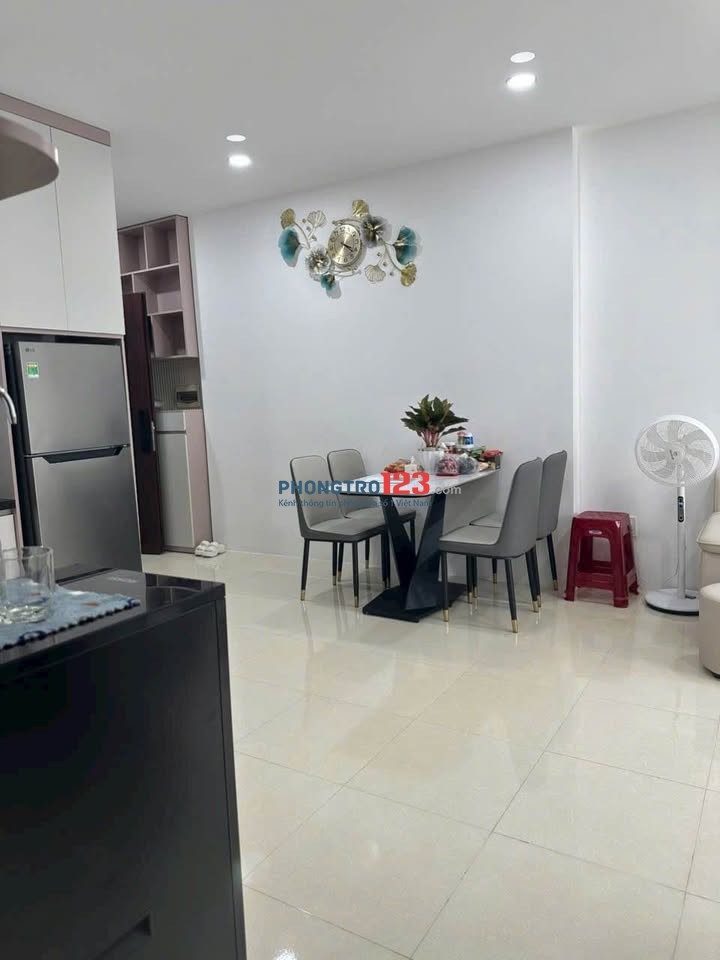 Cho thuê C/c cao cấp tại Saigon Pearl - 92 Nguyễn Hữu Cảnh giá 18tr/tháng