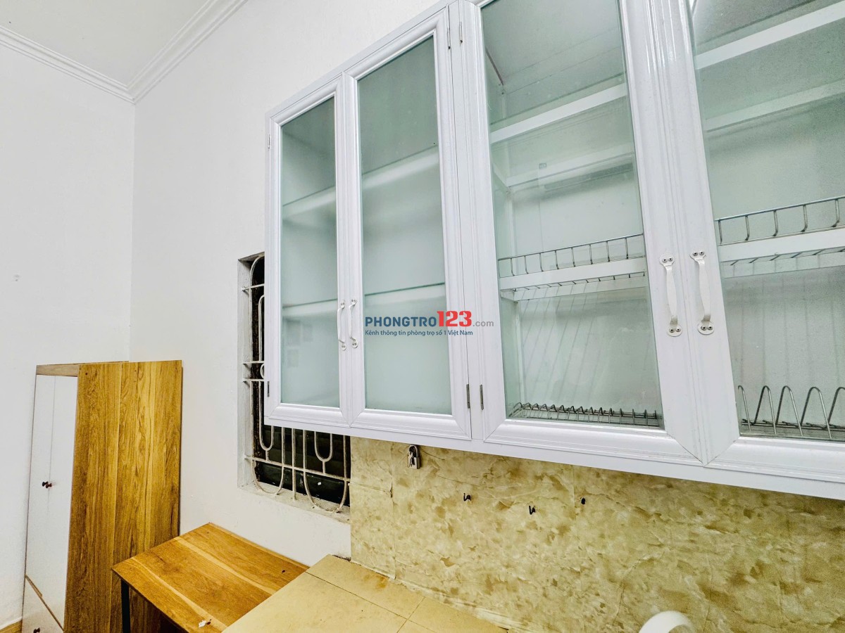 Hệ thống cho thuê phòng tại ngõ 79 cầu giấy có bếp 15M2