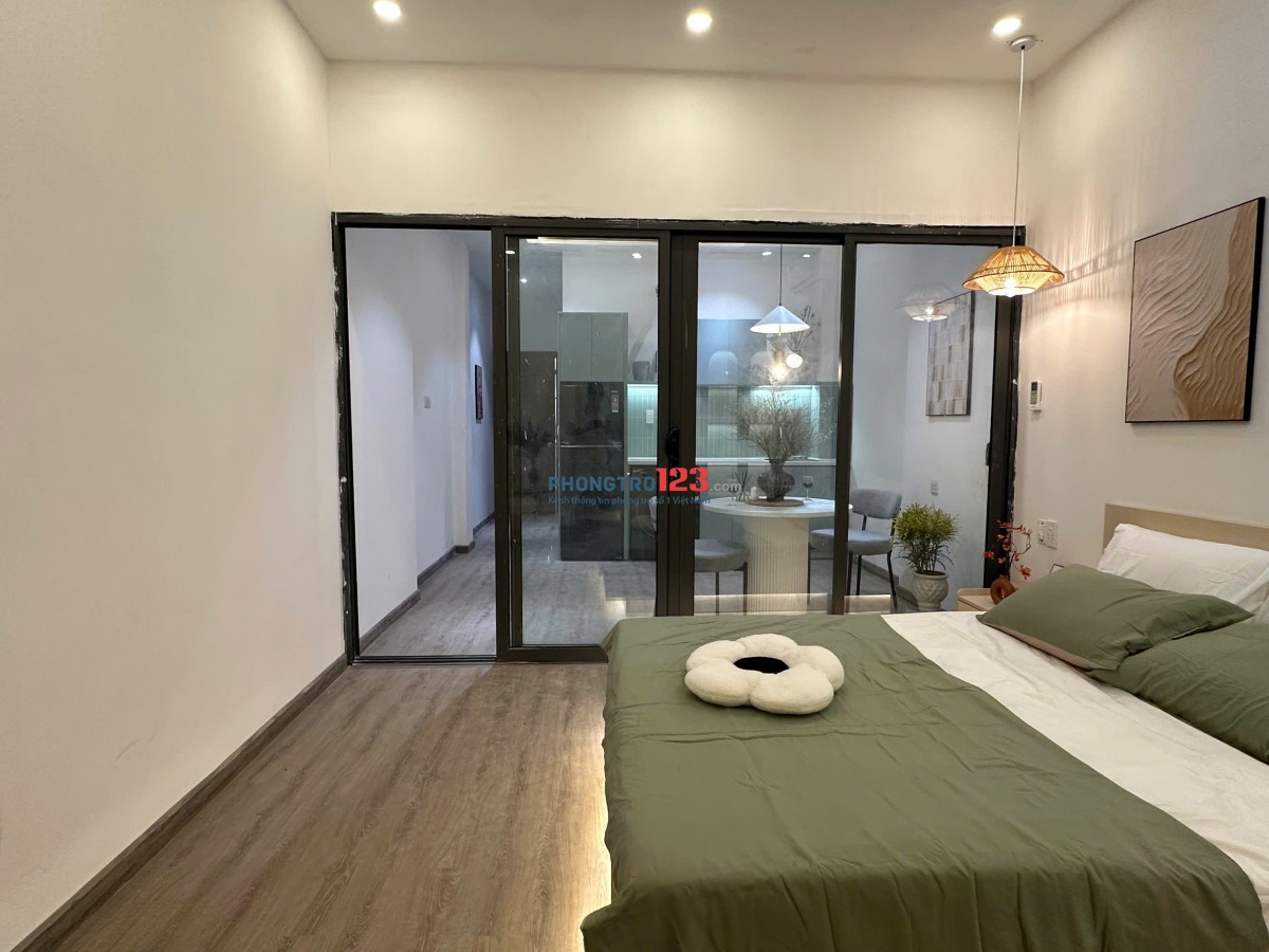 Căn Hộ Dịch Vụ Full Nội Thất Trung Tâm Quận 1