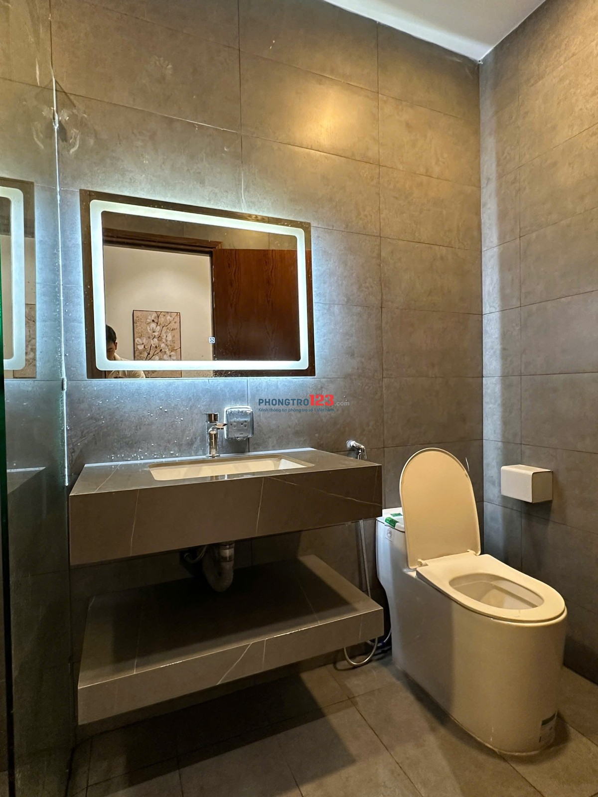 Căn Hộ Dịch Vụ Full Nội Thất Trung Tâm Quận 1