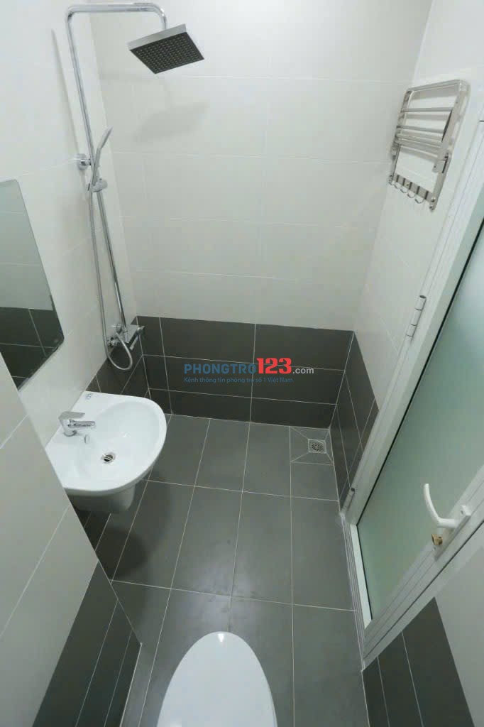 CĂN HỘ CAO CẤP 7TR, TÁCH BẾP, BAN CÔNG -BẠCH ĐẰNG , BÌNH THẠNH( SÁT QUẬN 1 & PHÚ NHUẬN)