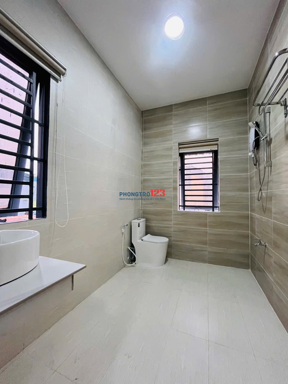 PHÒNG TÁCH BẾP BAN CÔNG LỚN NGAY KẾ CHỢ BÀ CHIỂU GIÁP QUẬN 1- NGUYỄN VĂN ĐẬU, BÌNH THẠNH