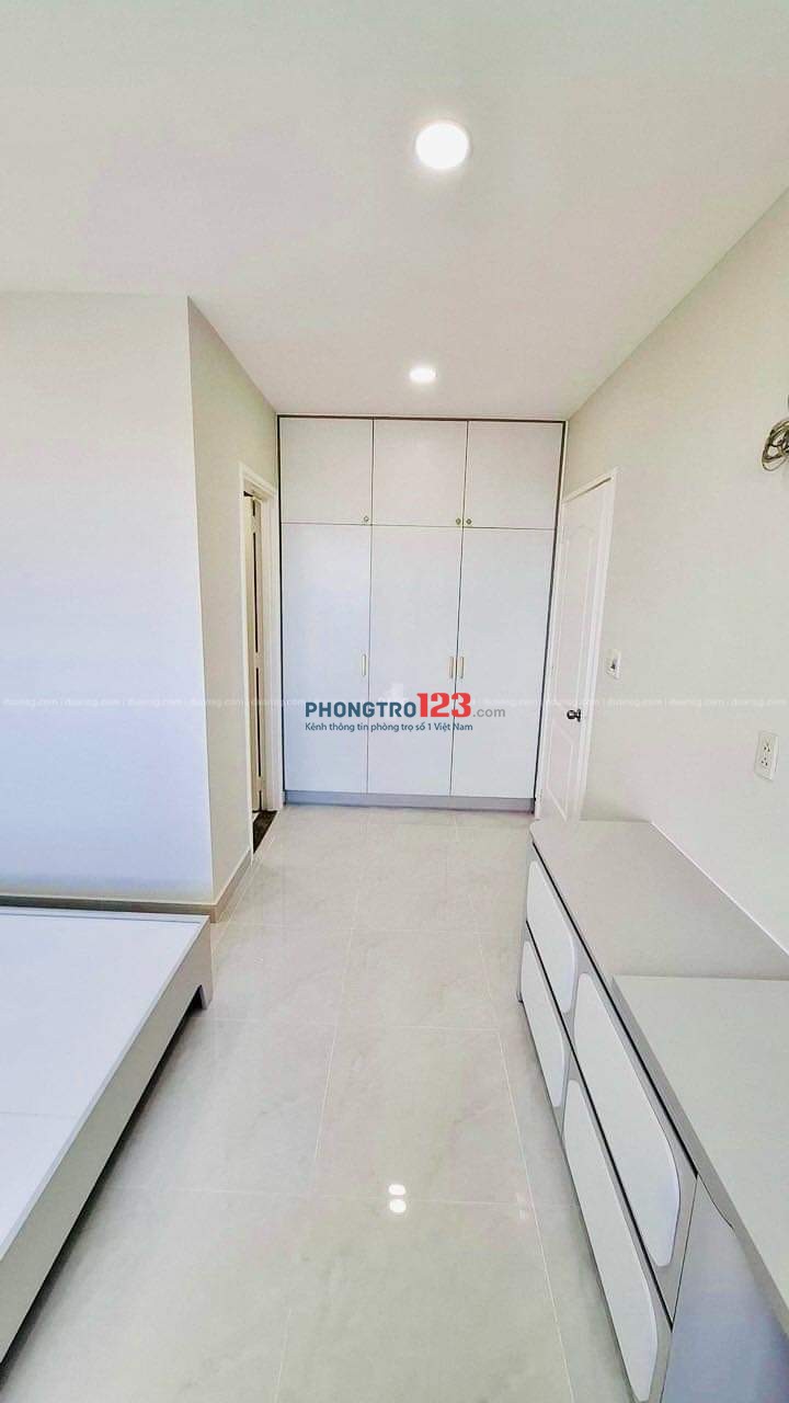 Cho thuê căn hộ Carina Plaza, diện tích 99m, 2pn, 2wc nhà có nội thất, giá thuê 8,5tr