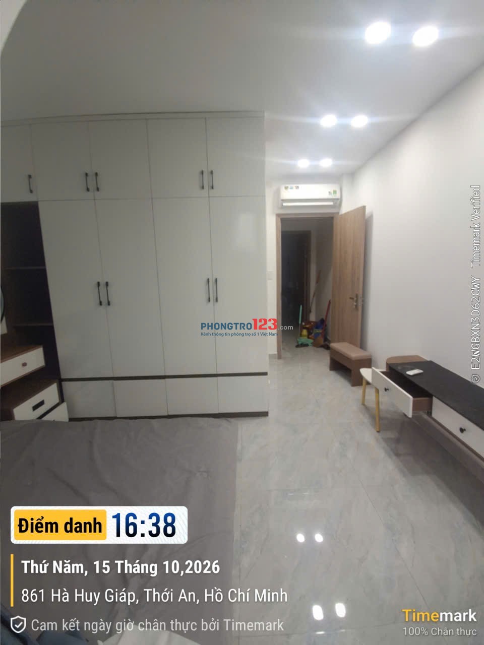 GIÁ 2.5 TRIỆU / THÁNG CHO THUÊ PHÒNG BAN CÔNG – HÀ HUY GIÁP GẦN CẦU PHÚ LONG – Q12 Địa c