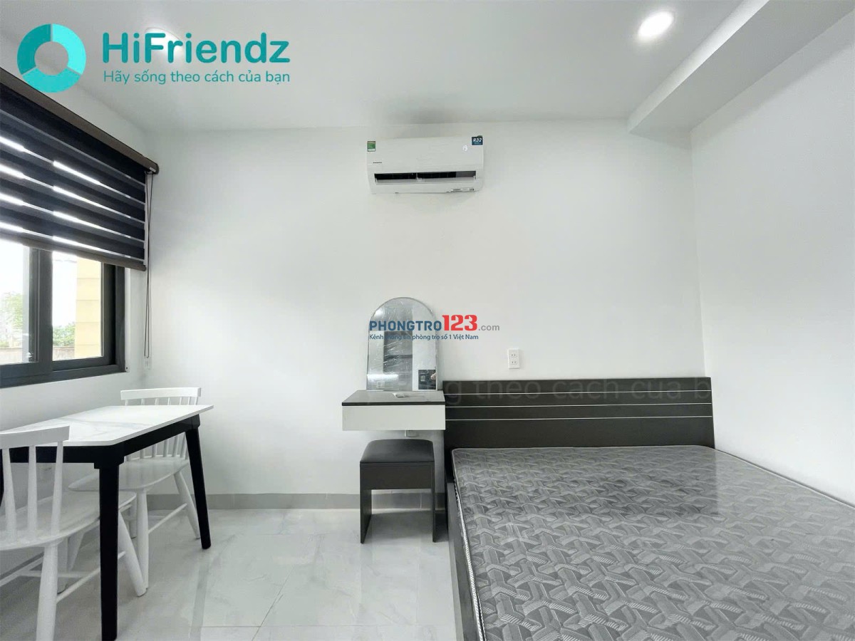 PHÒNG CÓ BAN CÔNG RỘNG CỬA SỔ THOÁNG FULL NỘI THẤT XÔ VIẾT NGHỆ TĨNH BÌNH THẠNH, GẦN UTH HUTECH UEF