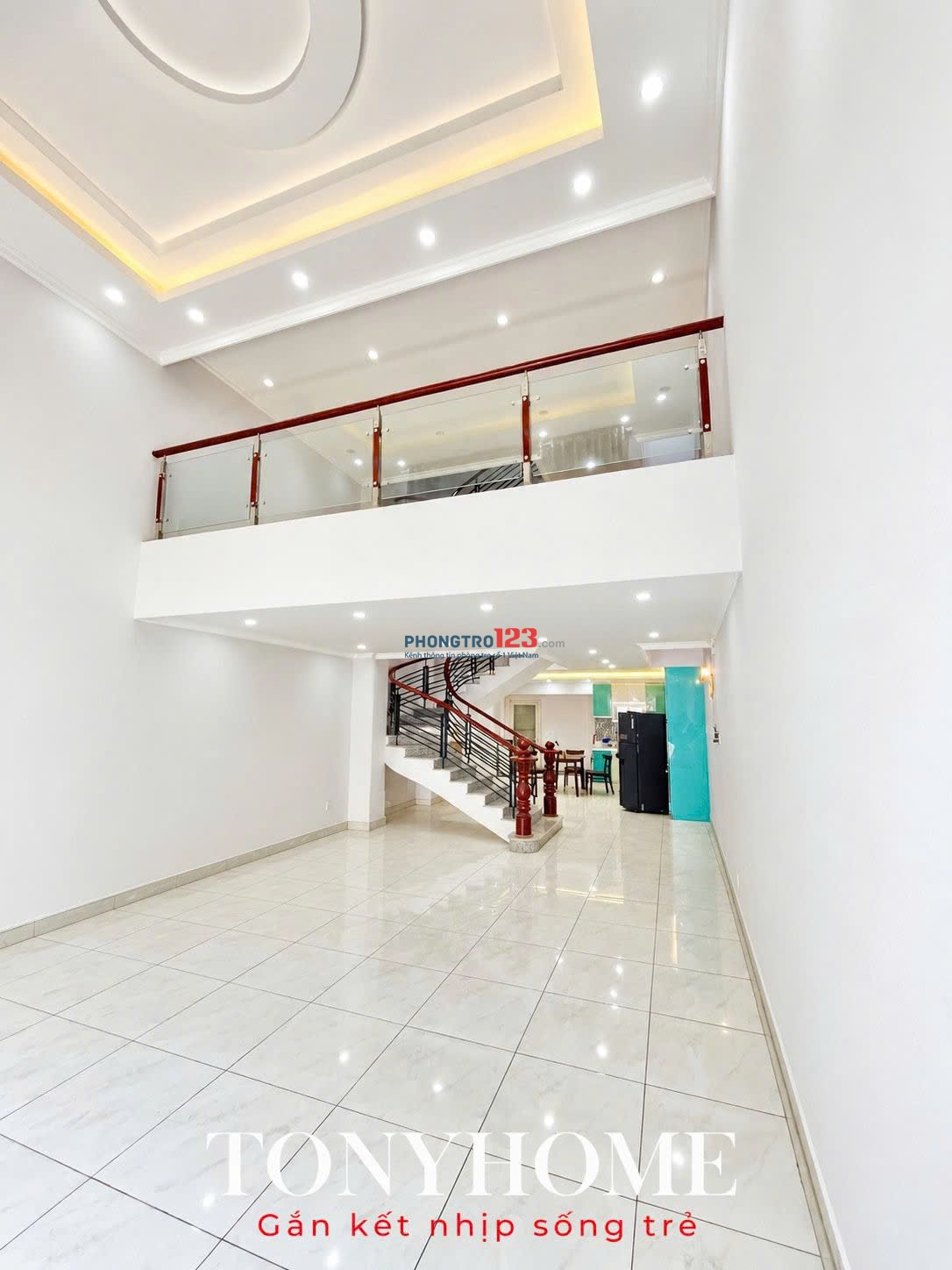 Khai Trương KTX CAO CẤP RỘNG - BAN CÔNG & CỬA SỔ - BAO CP - NGAY CÔNG VIÊN GIA ĐỊNH