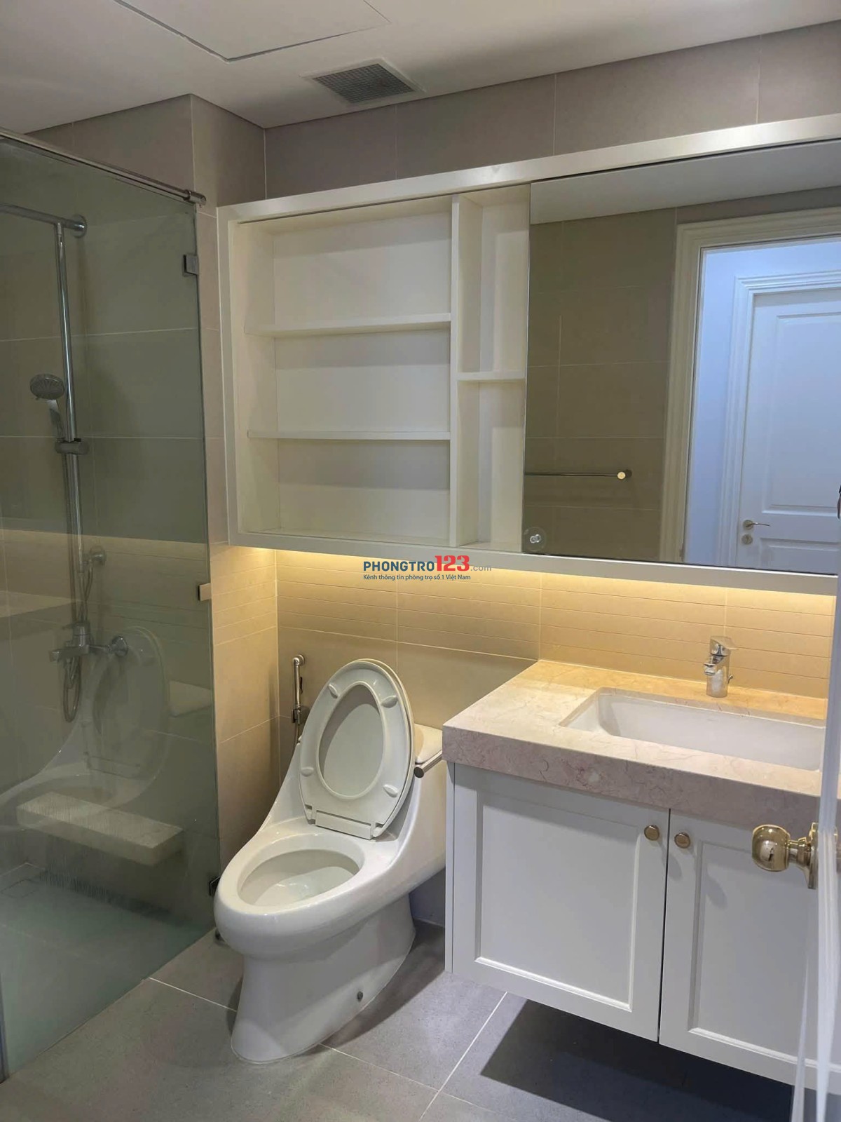The Manor 2-Nguyễn Hữu Cảnh, 2PN 76m2 Giá thuê 17.5 tr/th full nội thất.