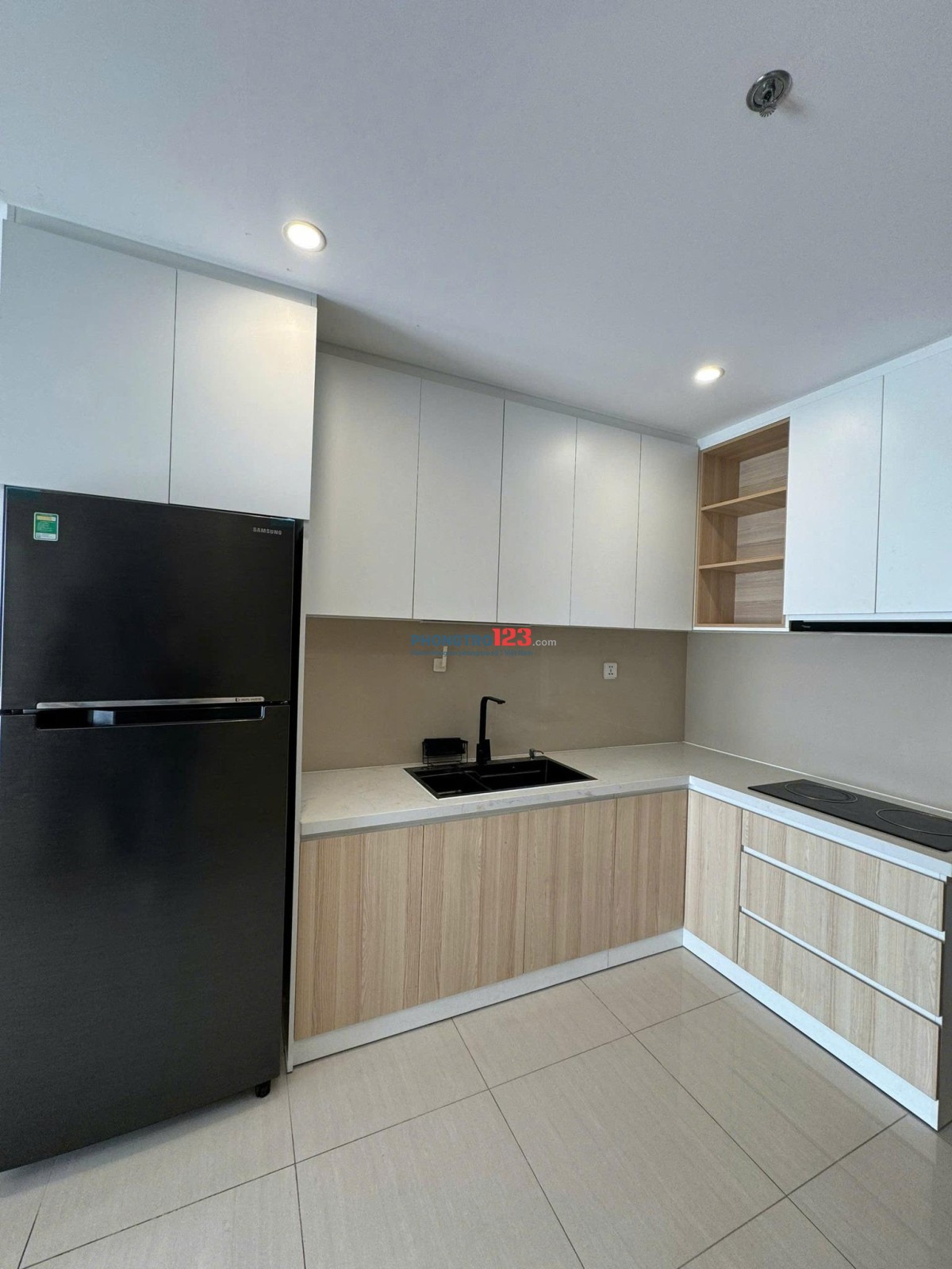 Chung cư 8x plus -Trường Chinh(Q12) 93m2-3p ngủ, NTCC, 11,5tr/tháng