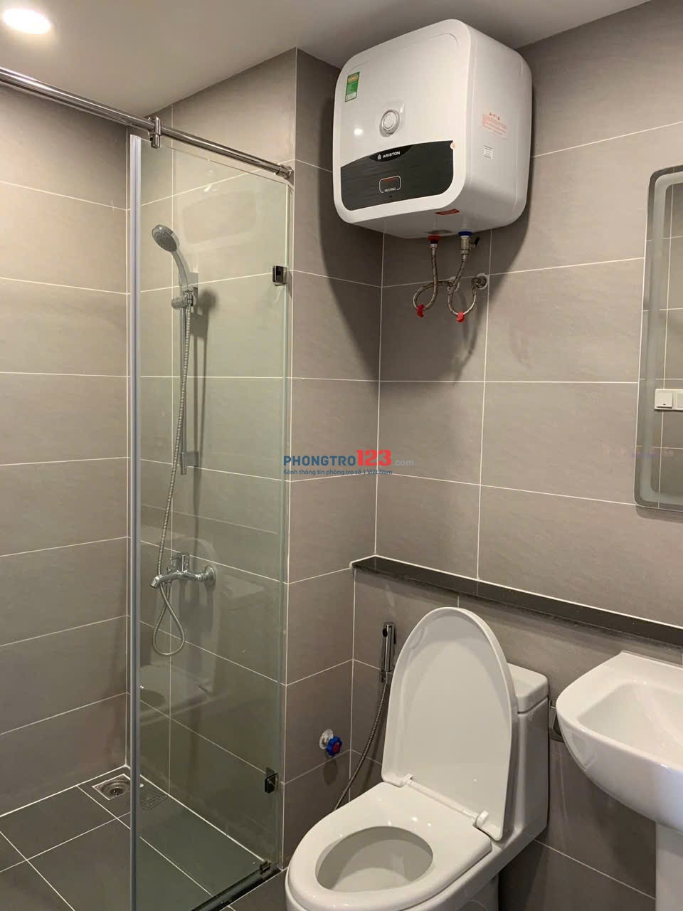 Chung cư CTL- Dương Thị Giang: căn 3p ngủ NTCC, 96m2 giá 11tr/tháng.