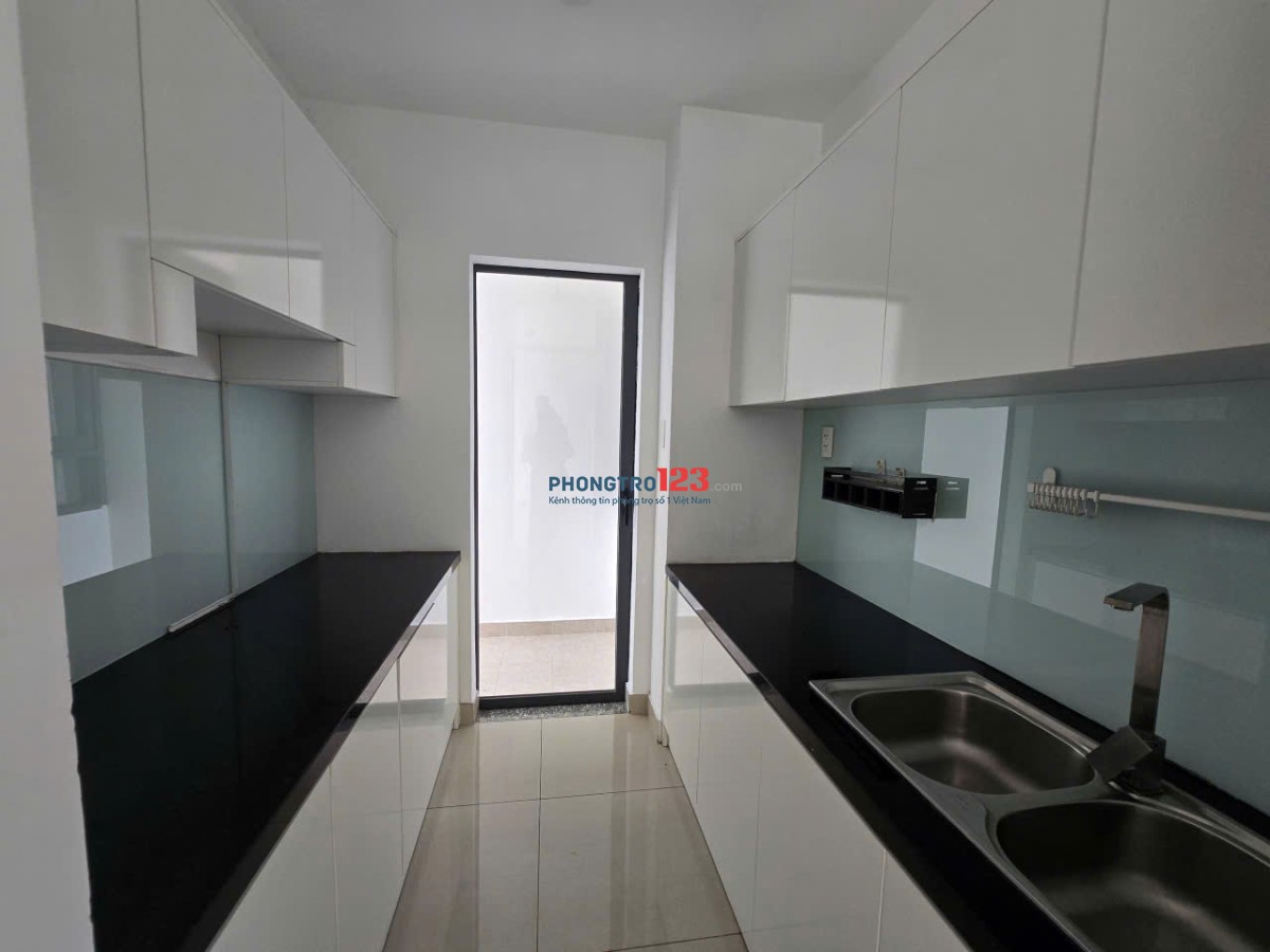 Cho thuê Phúc Yên-3PN, kO nội thất, giá 8 tr/th nhận nhà liền 86m2