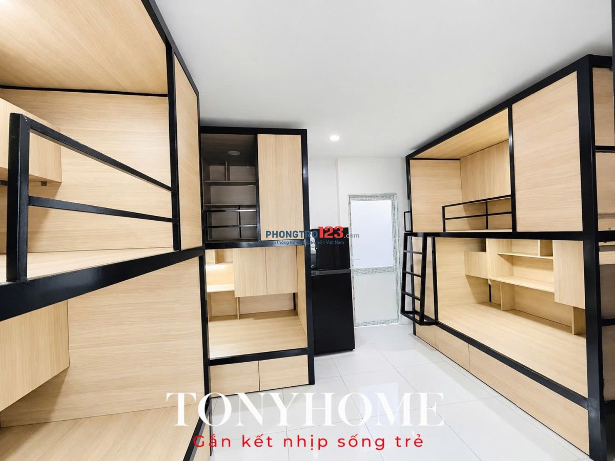 Khai Trương KTX CAO CẤP RỘNG - BAN CÔNG & CỬA SỔ - BAO CP - NGAY CÔNG VIÊN GIA ĐỊNH