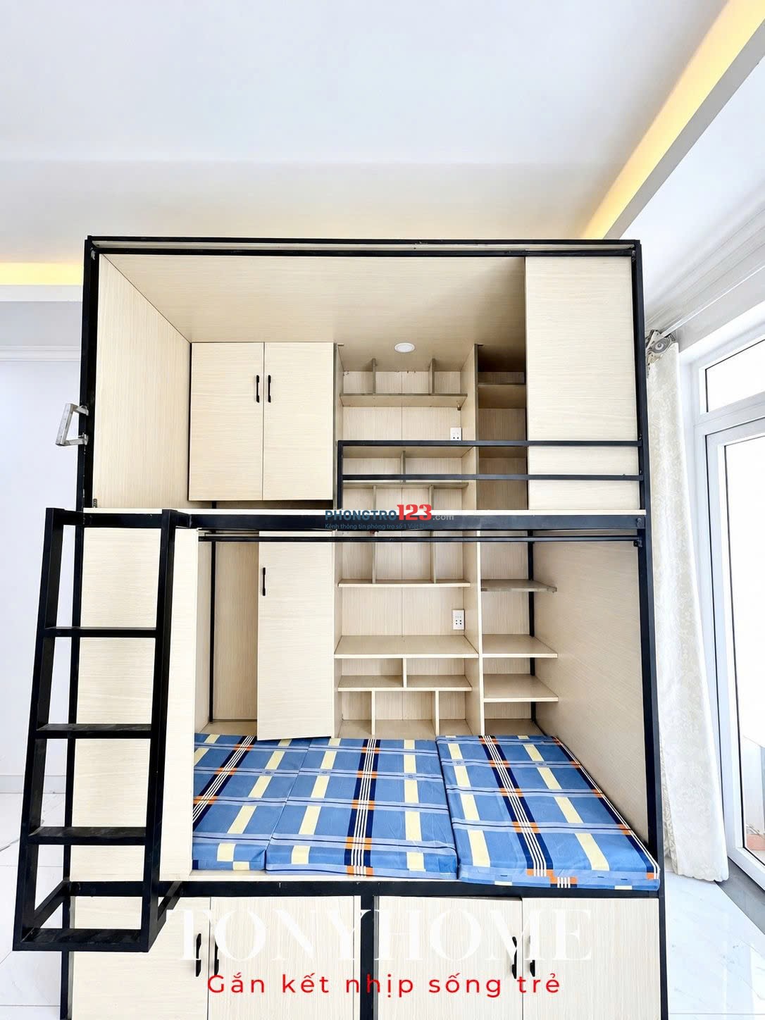 Khai Trương KTX CAO CẤP RỘNG - BAN CÔNG & CỬA SỔ - BAO CP - NGAY CÔNG VIÊN GIA ĐỊNH