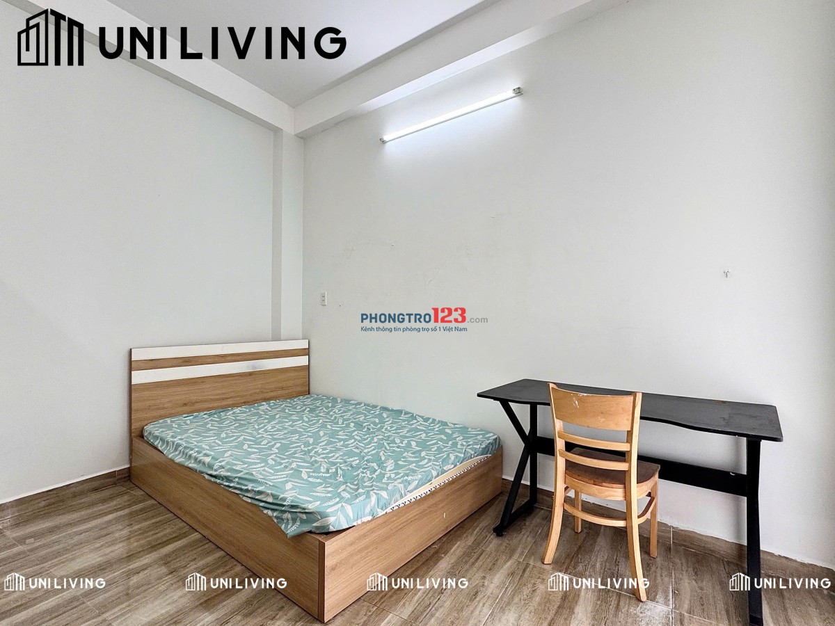 Cho thuê phòng ban công lớn, full nội thất Bùi Đình Tuý, Bình Thạnh gần Ngã tư hàng xanh, thang máy