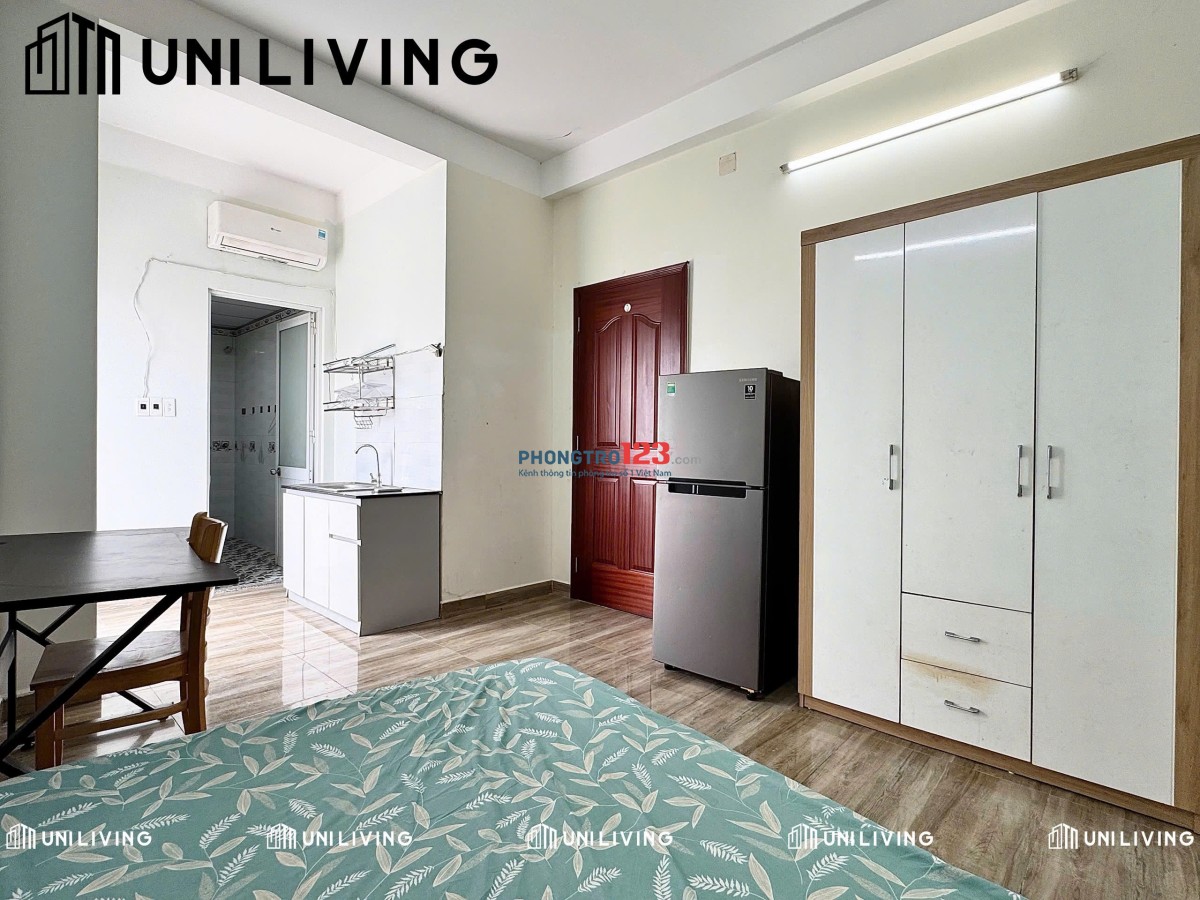 Cho thuê phòng ban công lớn, full nội thất Bùi Đình Tuý, Bình Thạnh gần Ngã tư hàng xanh, thang máy