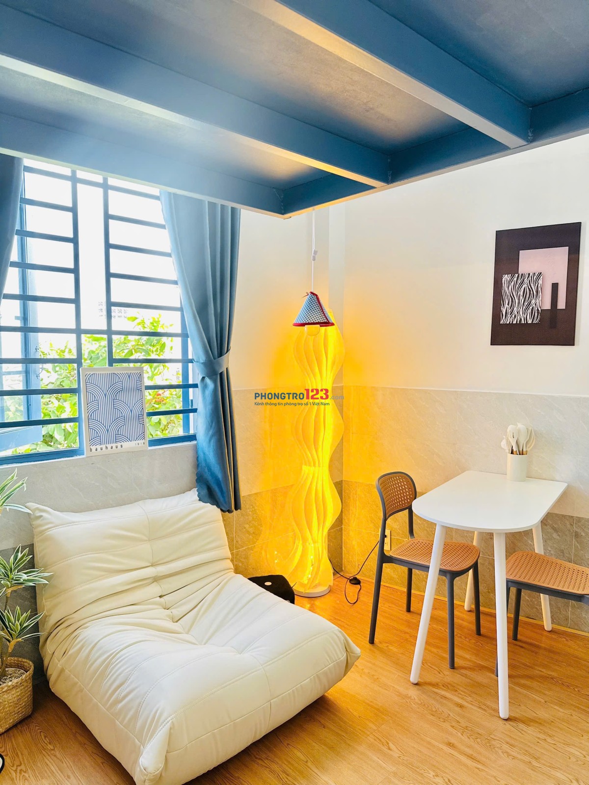 CHO THUÊ CĂN HỘ CÓ GÁC FULL NỘI THẤT, CỬA SỔ THOÁNG – TRẦN BÌNH TRỌNG, BÌNH THẠNH GẦN QUẬN 1