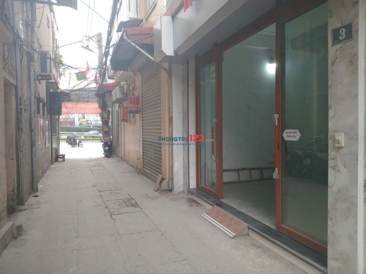 Phòng trọ, Full đồ, khép kín, chính chủ, Ngay trung tâm ngã ba Phạm Văn Đồng-Trần Cung, Hà Nội