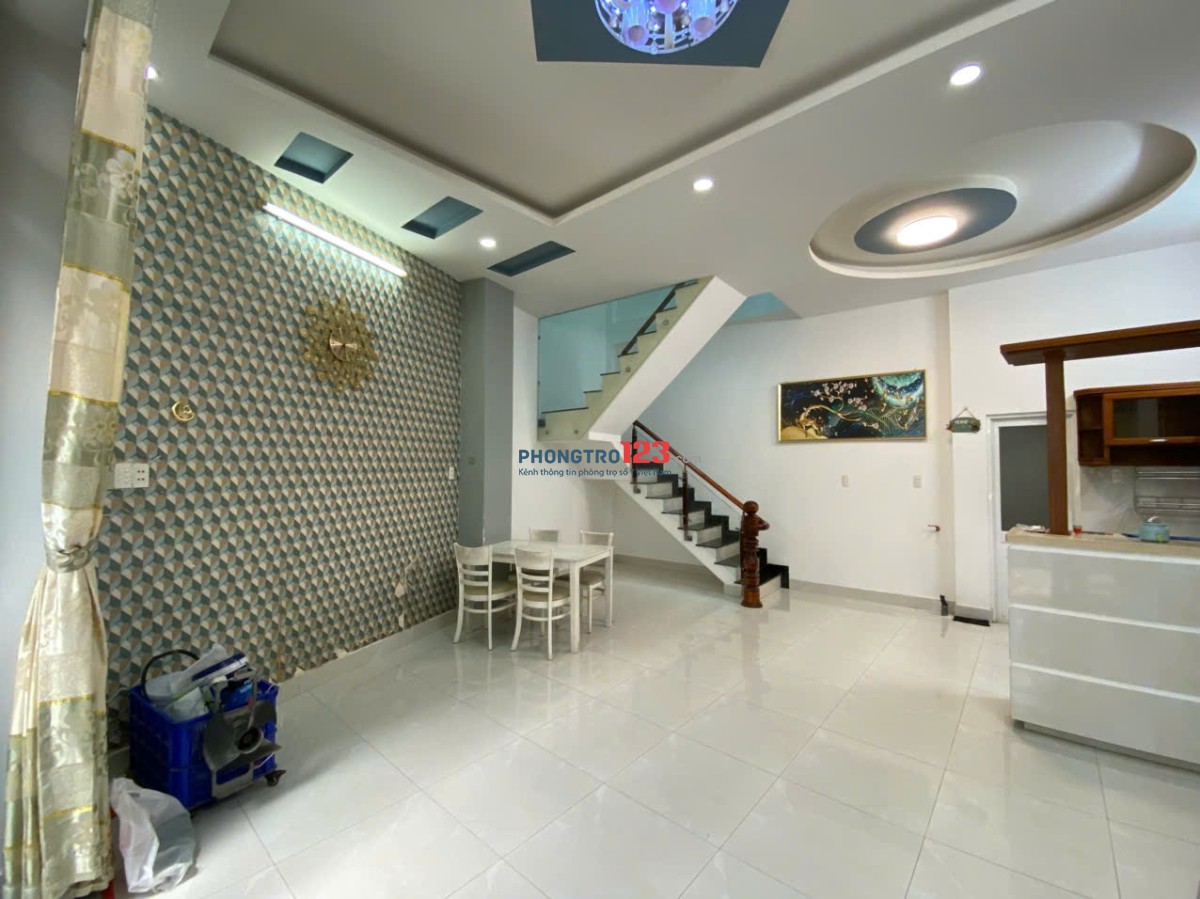 Cho thuê nhà nguyên căn, DTSD 80m2, 1 trệt, 1 lầu, 2PN, 3WC