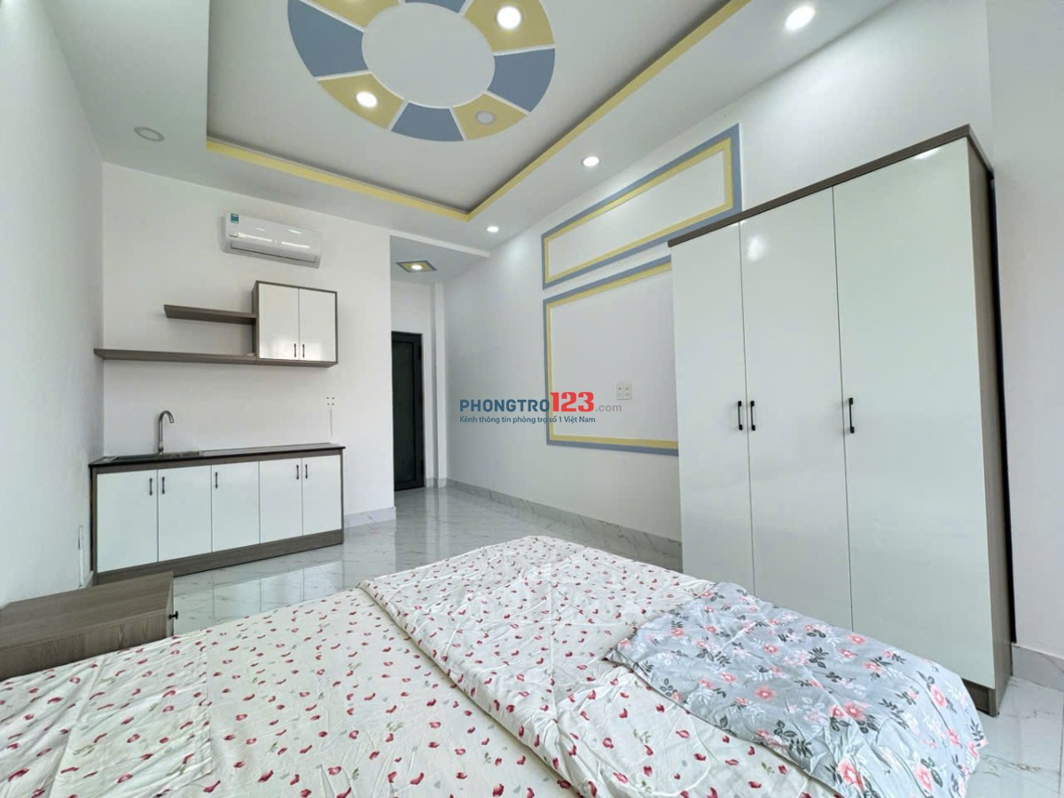 Cho thuê phòng rộng, ban công thoáng, full nội thất – Lê Quang Định, Bình Thạnh, gần Bà Chiểu, Q1