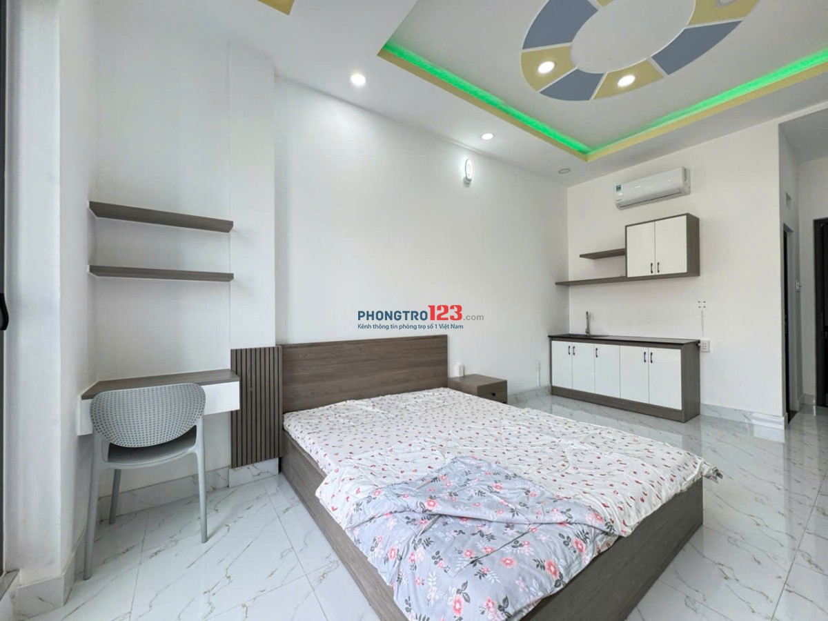 Cho thuê phòng rộng, ban công thoáng, full nội thất – Lê Quang Định, Bình Thạnh, gần Bà Chiểu, Q1