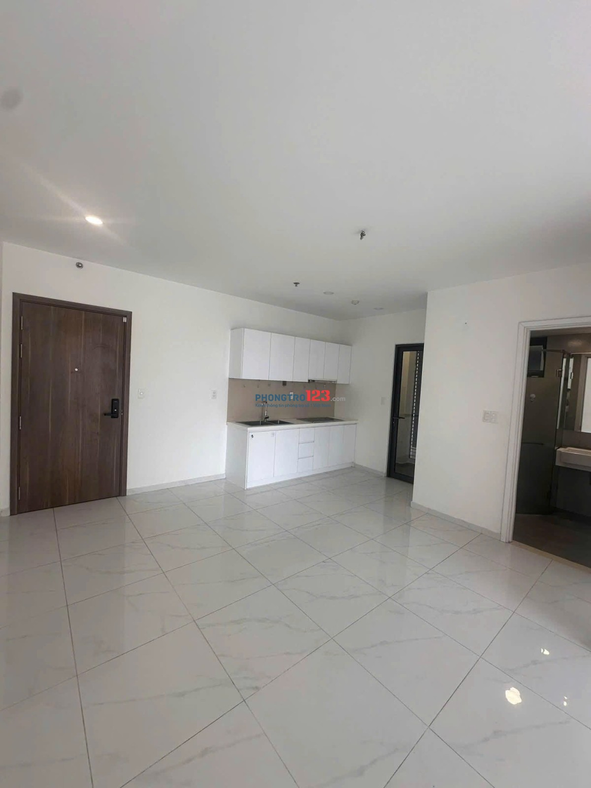 Chung cư tín phong 2PN, Ko nội thất, 79m2 giá 7.5tr/th nhận nhà liền