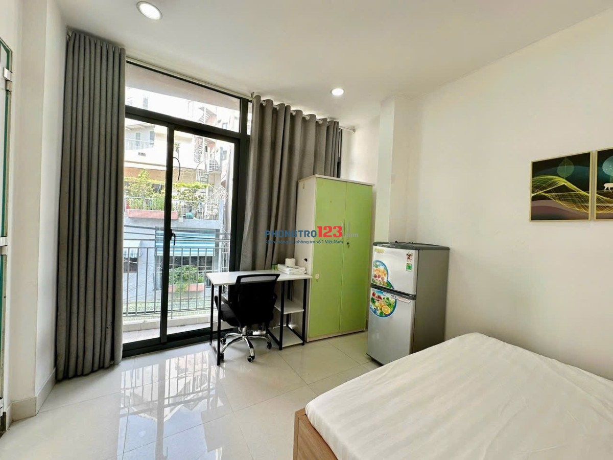 Cho thuê căn hộ ban công thoáng, full nội thất – gần Phan Xích Long - Bùi Văn Thêm, Quận Phú Nhuận