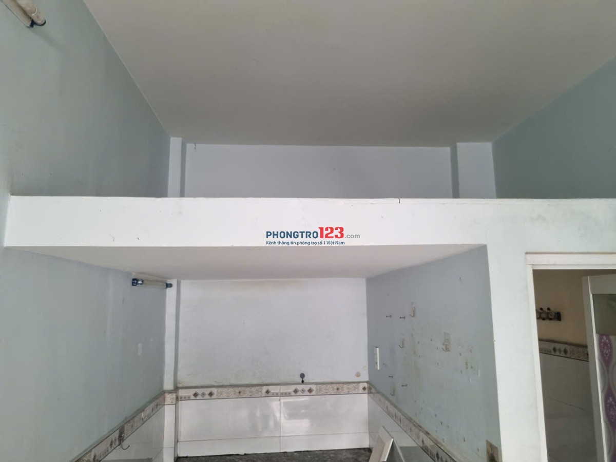 Nhà cho thuê nguyên căn đường Âu Cơ, Tân Bình