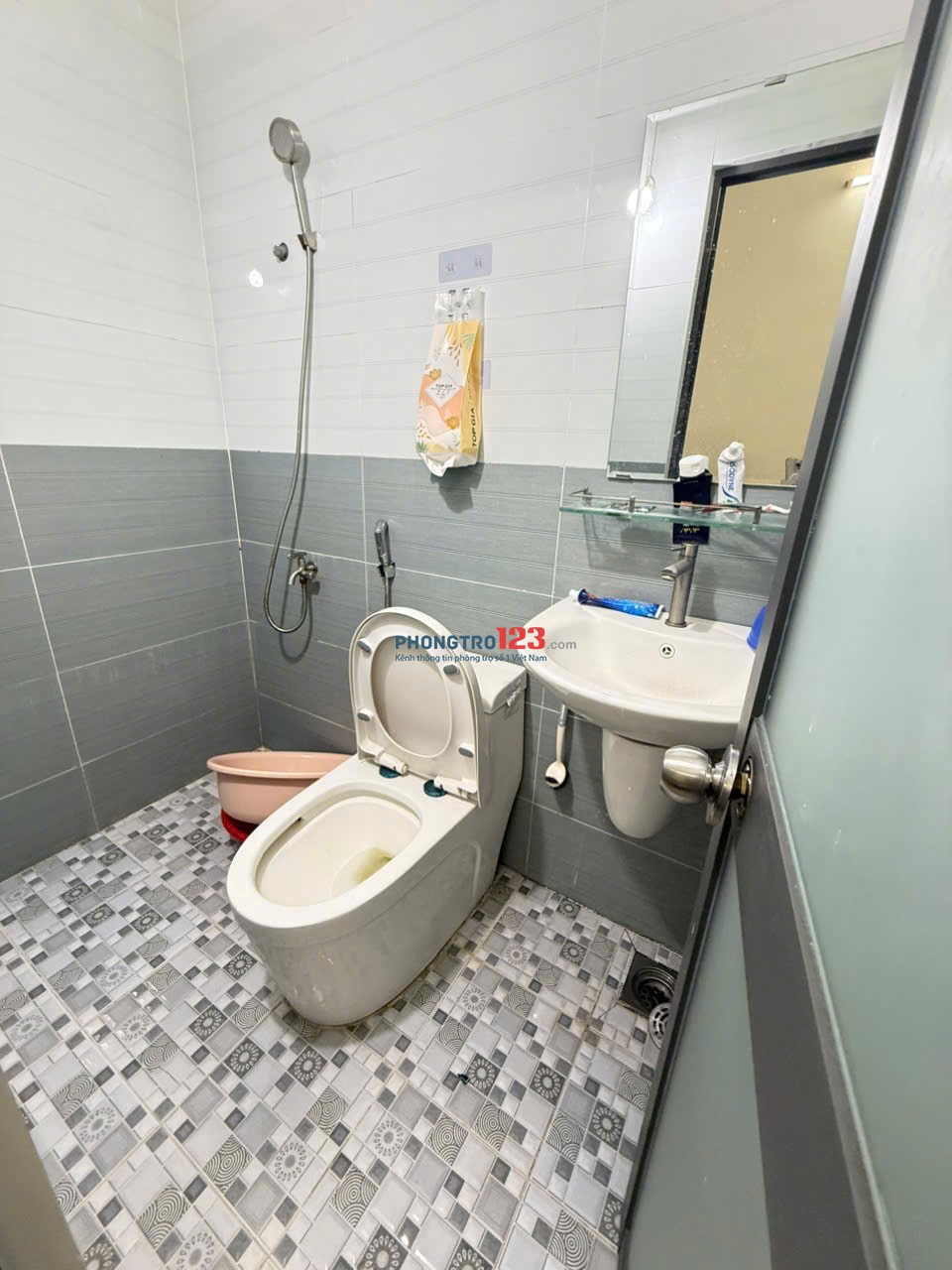CĂN HỘ MỚI LUNG LINH – BAN CÔNG THOÁNG MÁT - CỬA SỔ THOÁNG MÁT