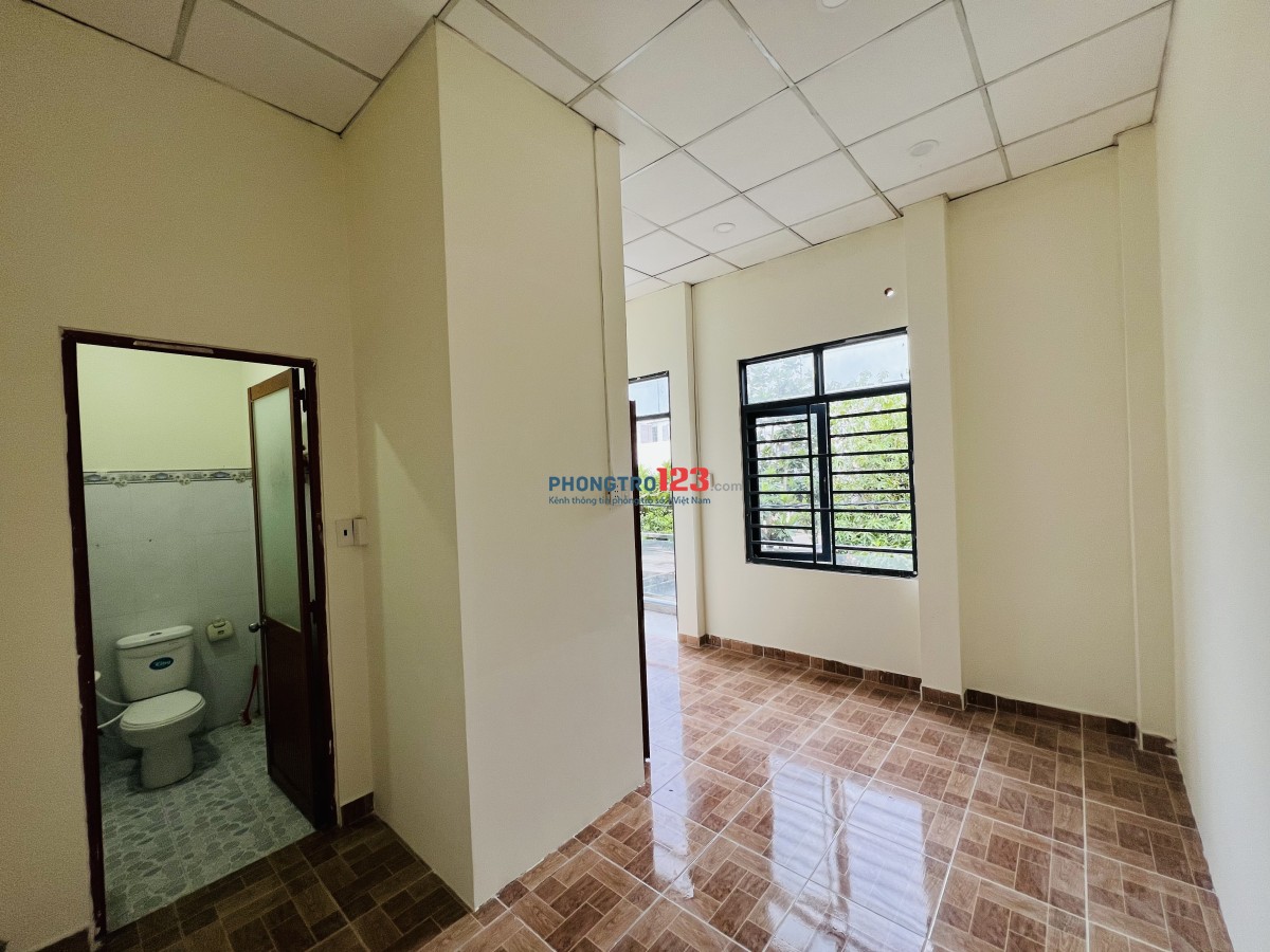 Phòng 2 Tầng mặt đường hẻm rộng 6m