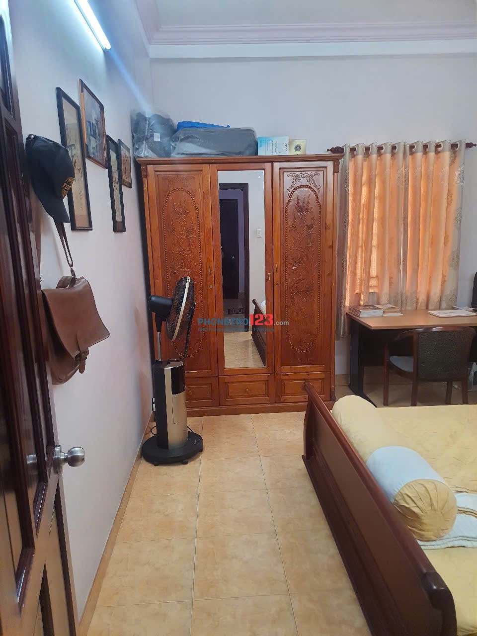 Nhà 4 tầng chủ đang ở, còn dư 1 phòng ngủ ở lầu 2 dt 15m2, đầy đủ tiện nghi, 96E Cư Xá Cửu Long