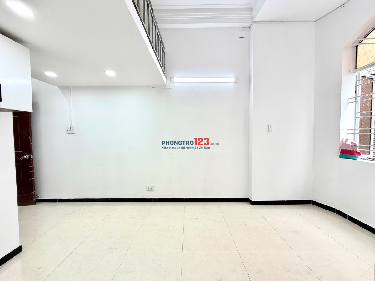  SIÊU PHẨM DUPLEX GÁC LỬNG CAO CẤP QUẬN 10 – BAN CÔNG THOÁNG ĐÃNG – PHÒNG MỚI TINH 