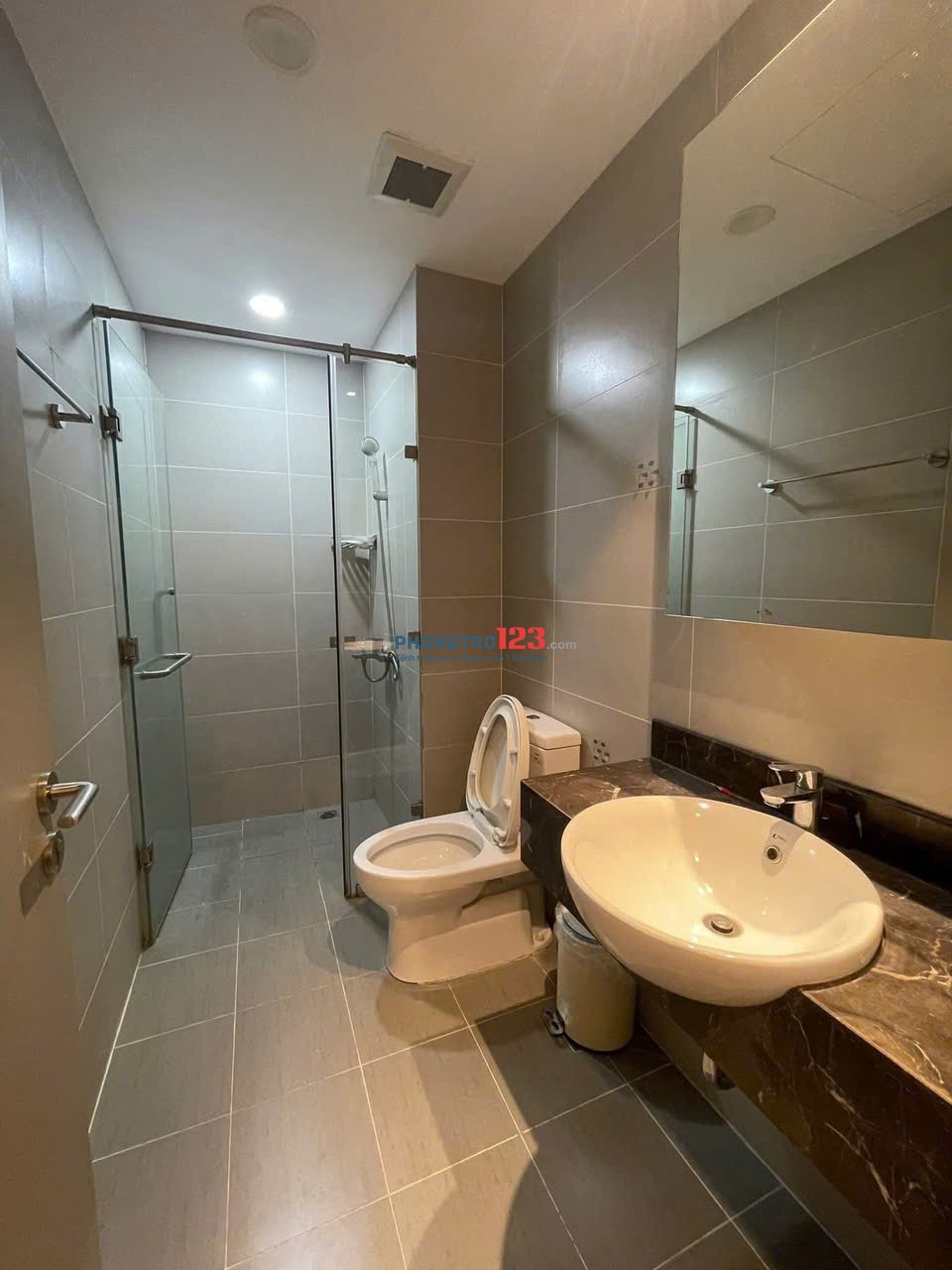 CC Phúc Yên 1 , TB : 80m2 2PN NT đầy đủ , 9.5tr/tháng