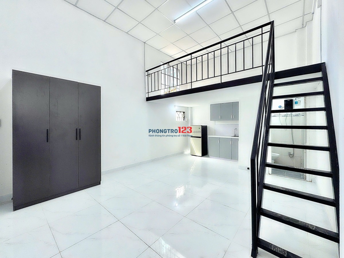 Phòng 30m² có gác cao 2m, giá chỉ 4tr1 – sát Phú Mỹ Hưngng