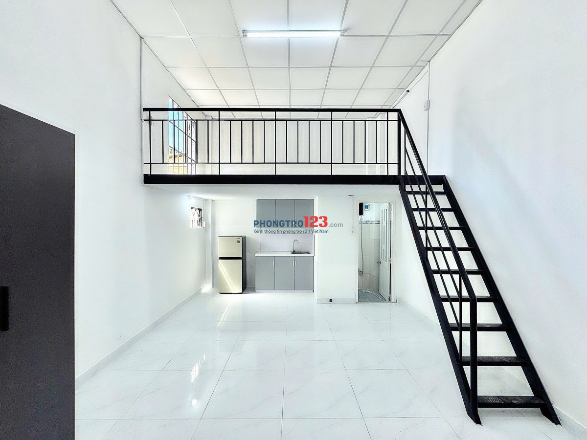 Phòng 30m² có gác cao 2m, giá chỉ 4tr1 – sát Phú Mỹ Hưngng