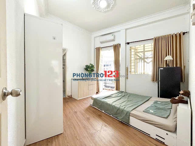 PHÒNG CÓ BAN CÔNG CỬA SỔ LỚN THOÁNG MÁT FULL NỘI THẤT PHÙNG VĂN CUNG PHÚ NHUẬN, SÁT BÌNH THẠNH Q1