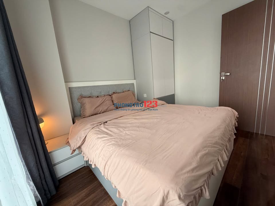 Cho thuê C/c Sky Center, 16 Phổ Quang cho thuê căn 3PN giá thuê 18tr/tháng