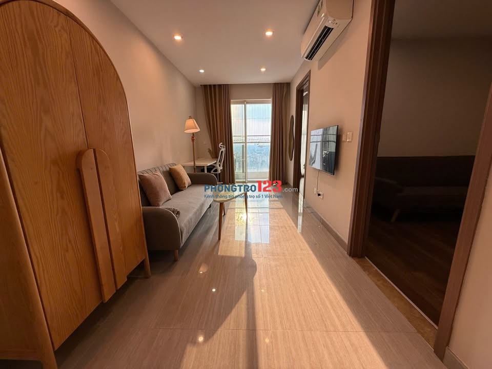 Cho thuê C/c Sky Center, 16 Phổ Quang cho thuê căn 3PN giá thuê 18tr/tháng