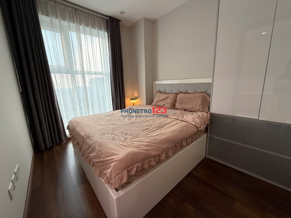 Cho thuê C/c Sky Center, 16 Phổ Quang cho thuê căn 3PN giá thuê 18tr/tháng
