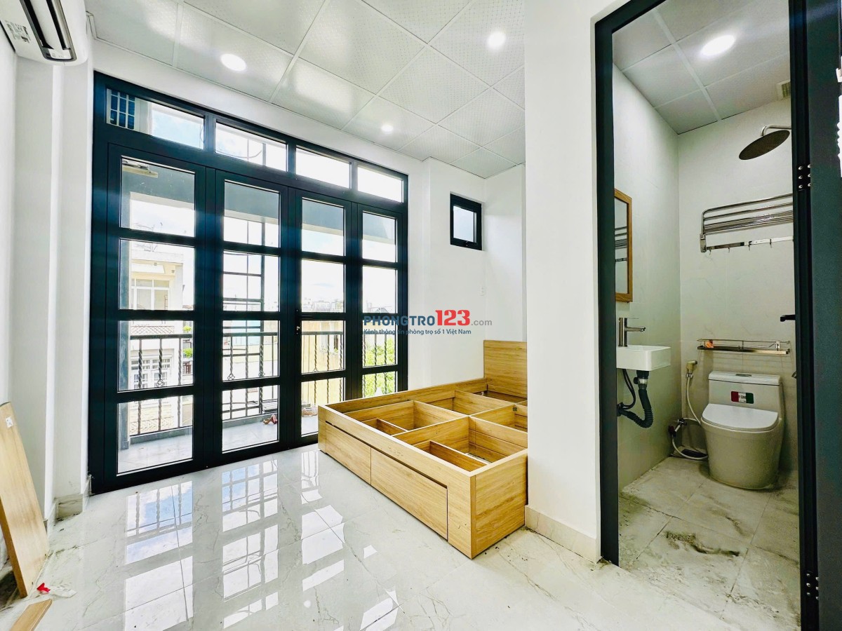 Cho thuê phòng trọ cao cấp Thành Thái Q10 - Căn hộ Studio mới 100%, có ban công lớn, full nội thất