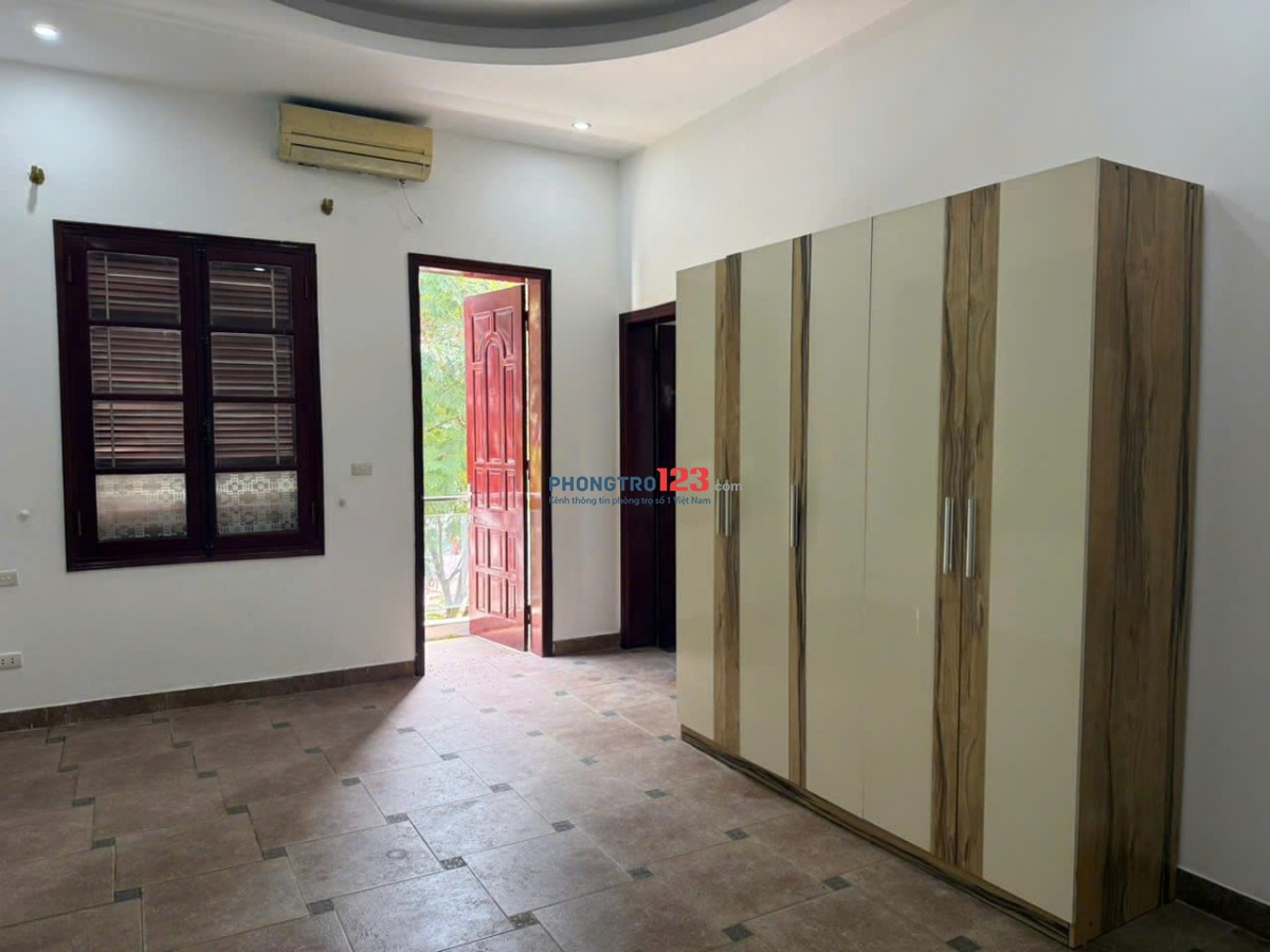 CHO THUÊ BIỆT THỰ 26B NGÕ 293 NGỌC THỤY Ô TÔ TRÁNH–2 MẶT THOÁNG–LÀM VĂN PHÒNG,TRỤ SỞ HOẶC KINH DOANH
