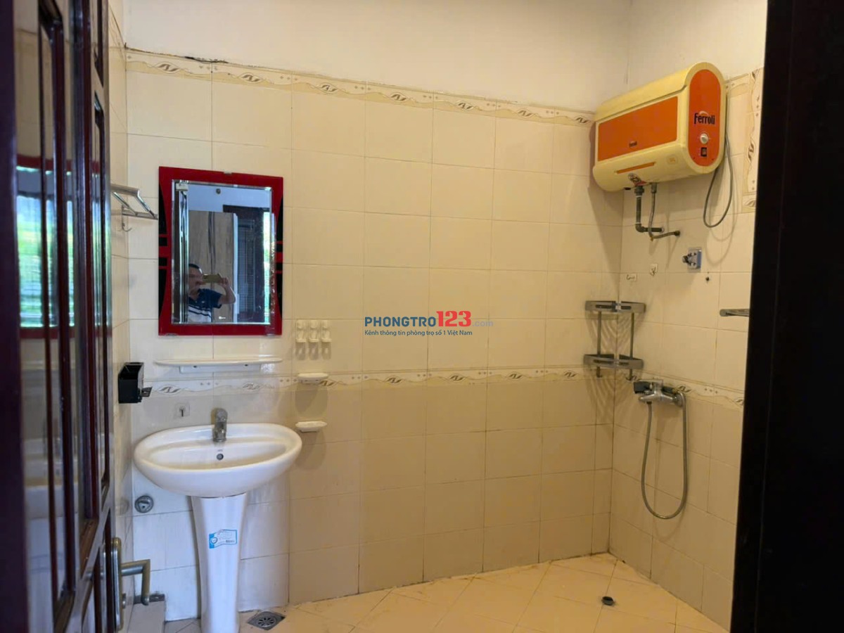 CHO THUÊ BIỆT THỰ 26B NGÕ 293 NGỌC THỤY Ô TÔ TRÁNH–2 MẶT THOÁNG–LÀM VĂN PHÒNG,TRỤ SỞ HOẶC KINH DOANH