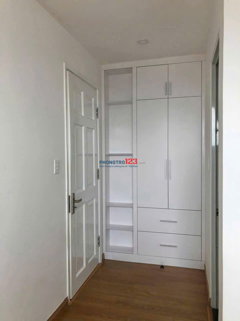 Căn hộ Phúc Yên 3 đường Phan Huy Ích, căn 2p ngủ giá 9tr/tháng