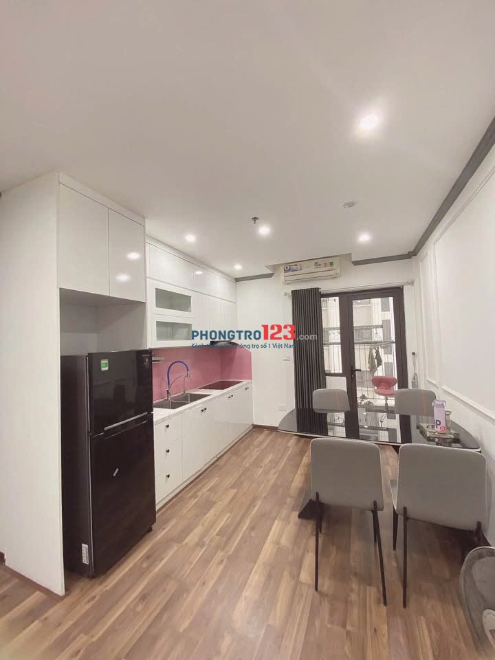 Cần cho thuê căn 2PN C/c Xi Grand Court, Lý Thường Kiệt giá 17tr/tháng