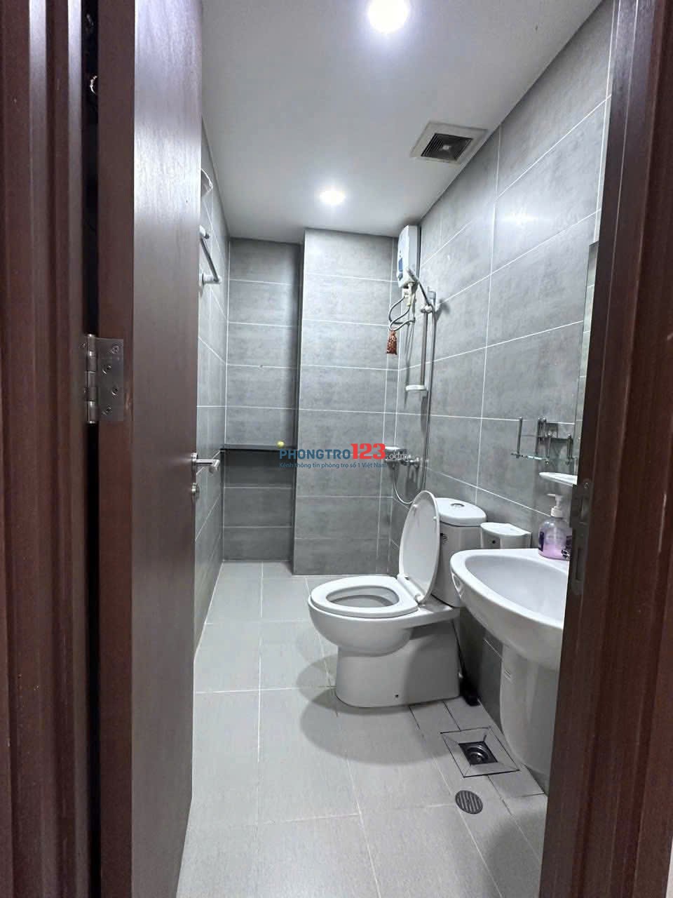 Chung cư Hà Đô, Lê Thị Riêng, Q12: 2p ngủ, full NT, 6tr8tr/th