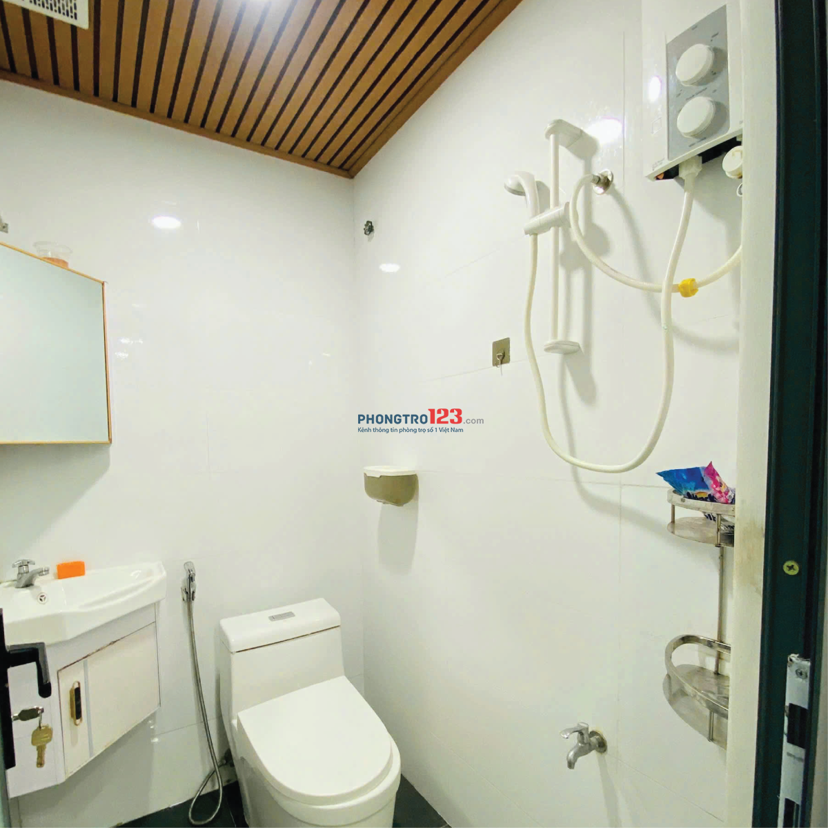 CHO THUÊ NHÀ NGUYÊN CĂN TRƯƠNG ĐỊNH, QUẬN 3 FULL NỘI THẤT - 2 PN - 3 WC