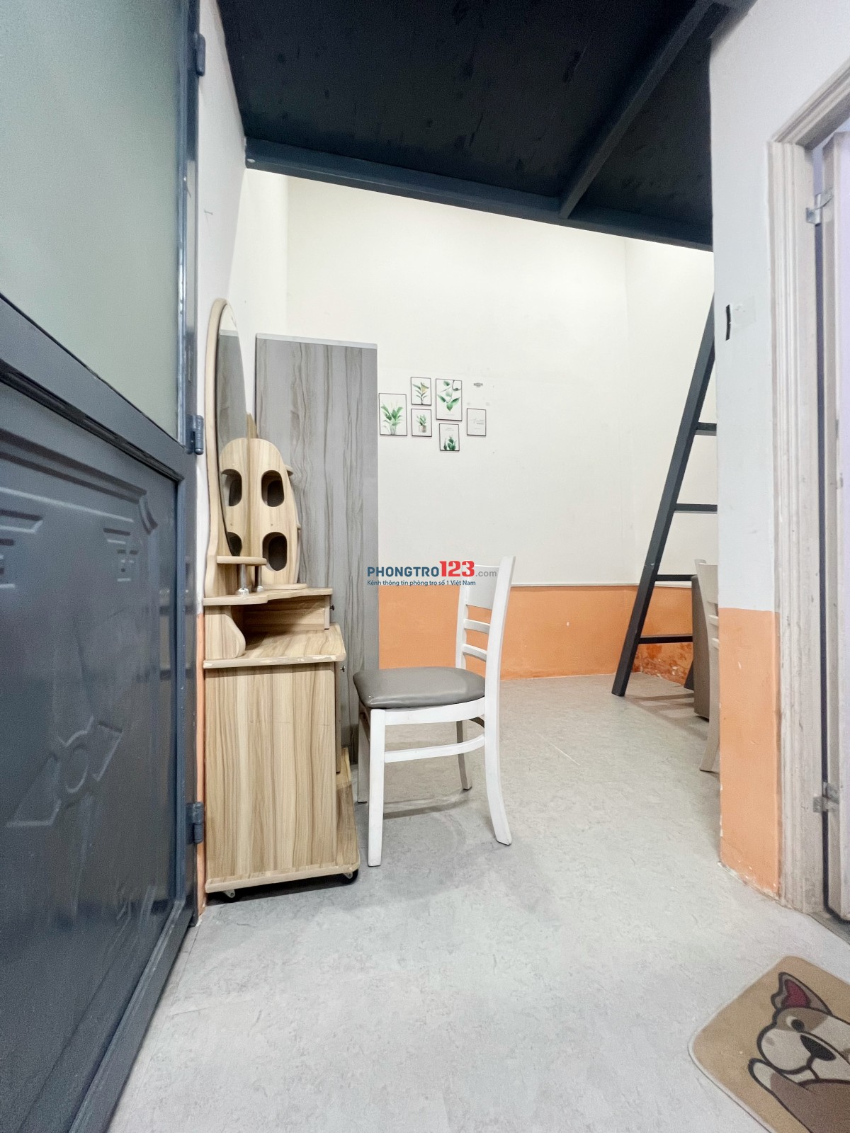 Duplex trống sẵn dọn vào ngay - kv Quận 8