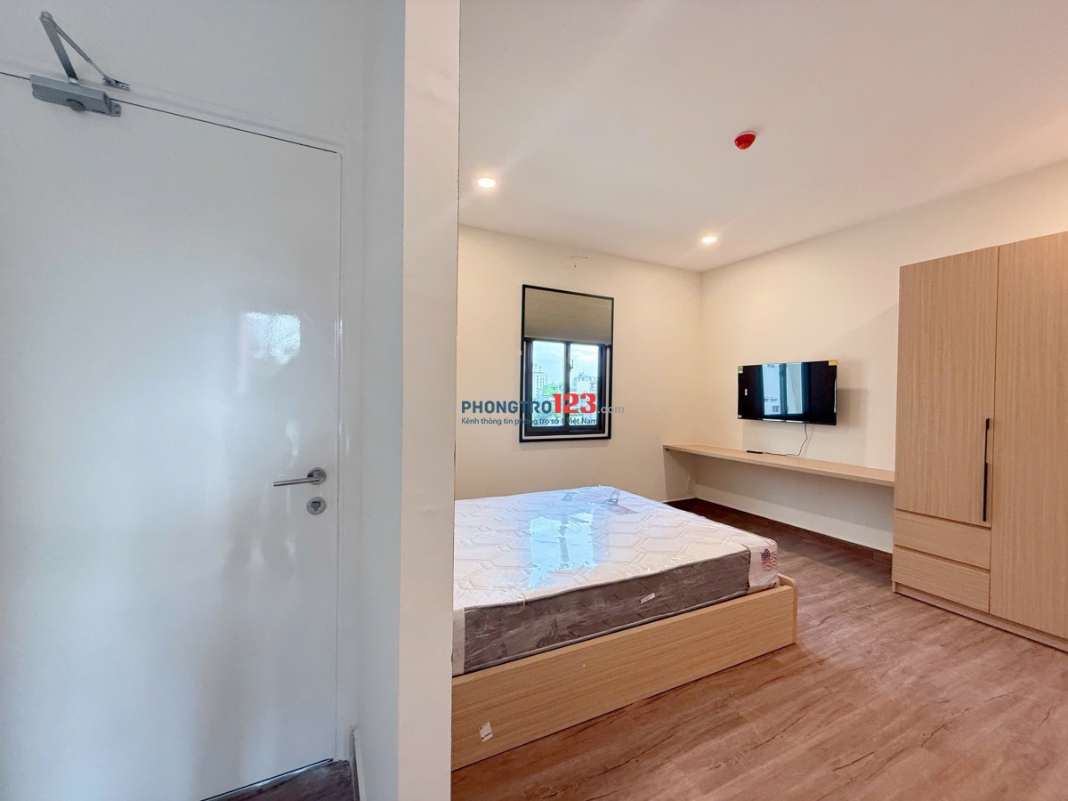 CHDV mới 100% có thang máy ngay Bùi Thị Xuân Quận 1