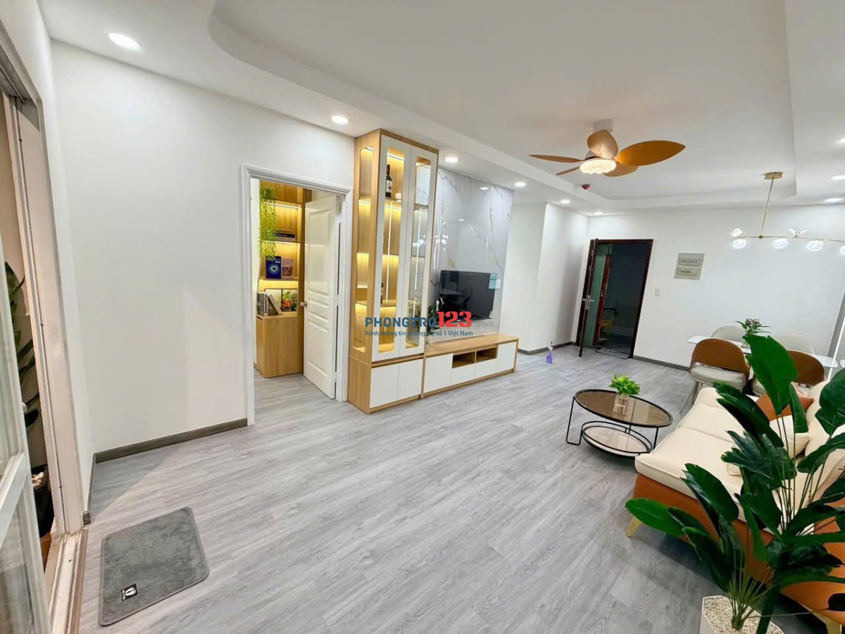 CC Cao Cấp Pearl Plaza. Điện Biên Phủ Bình Thạnh. 68m2 2PN. Full NT. 17TR500