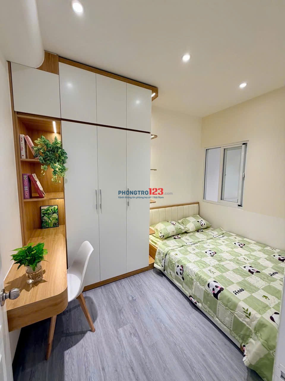 CC Cao Cấp Pearl Plaza. Điện Biên Phủ Bình Thạnh. 68m2 2PN. Full NT. 17TR500